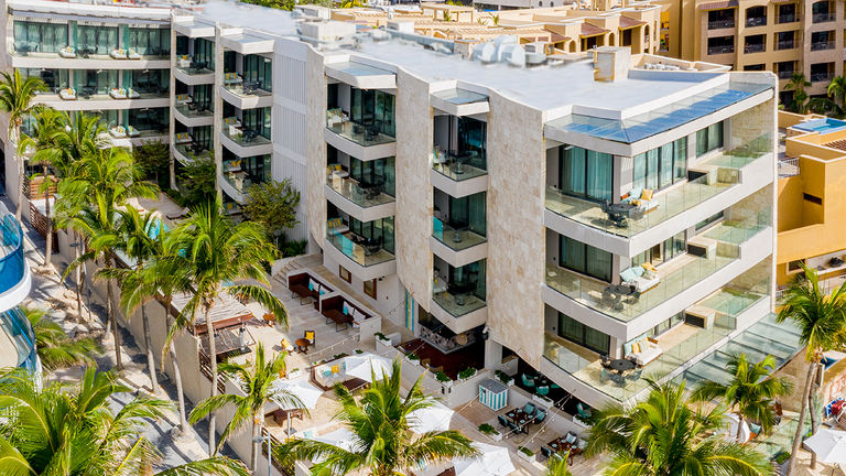 The oceanfront Beach House, located down the street from the Main House, can host 27 guests.